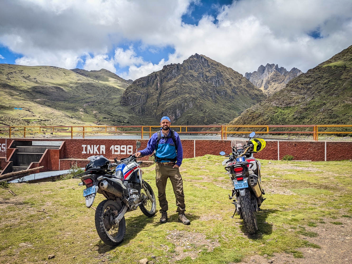 cusco peru dirt bike tours