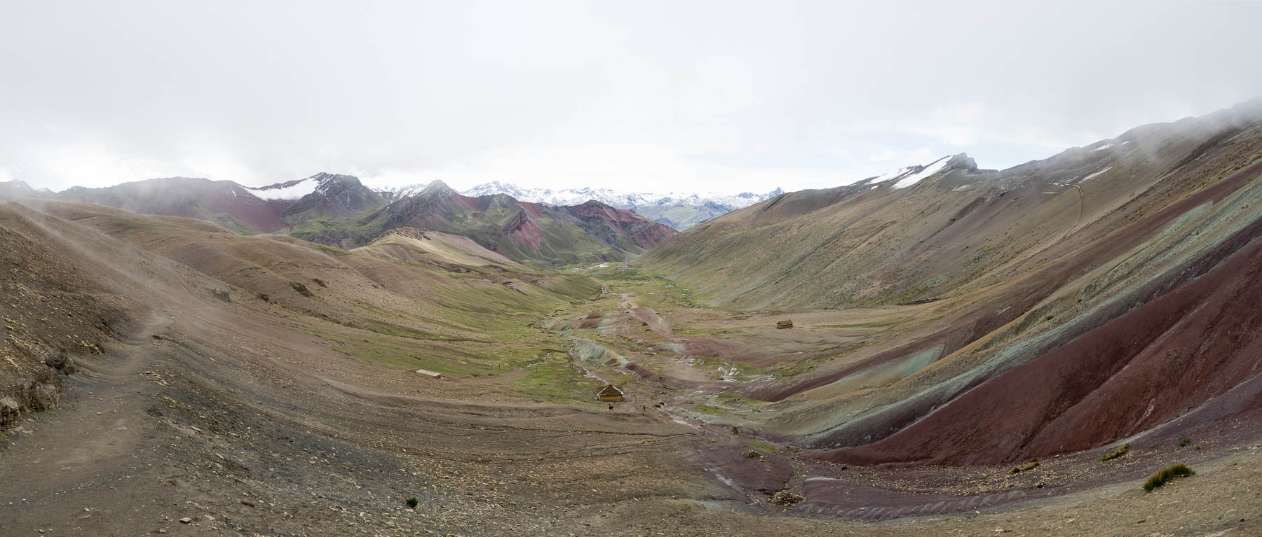 Looking east from Vinicunca